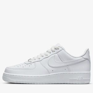 COPY - Air Force 1s ( women’s size 6)